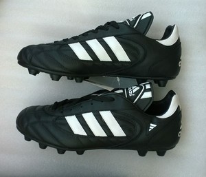 football shoes size 11