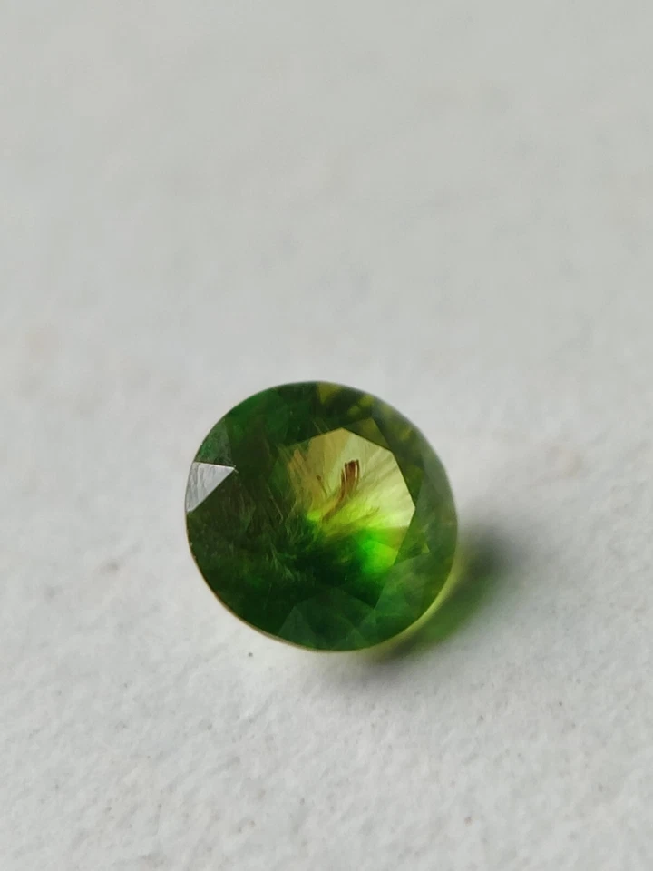 0.91 CT DEMANTOID GARNET CERTIFICIED URAL  EXСELLENT LUSTER NICE HORSTAIL UNHEAT - Image 2 of 4
