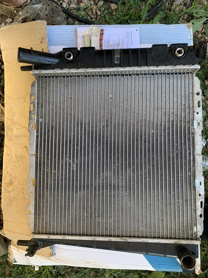 Radiador monocore Ford Ranger A1164 Koyorad Foto 3 de 4