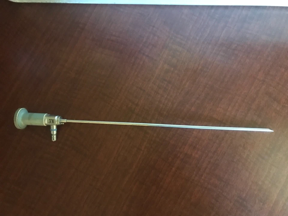 Cistoscopio Circon Acmi M3/70 grados Foto 2 de 4