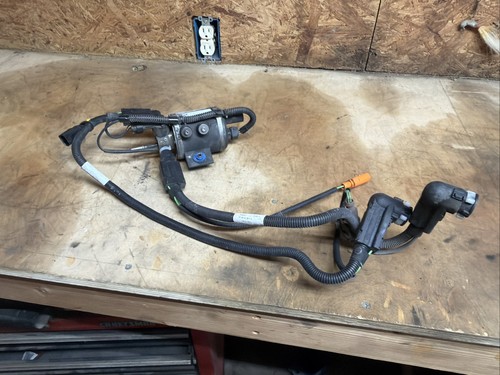 2008-2015 AUDI Q7 TDI 3.0L DIESEL EXHAUST FLUID DEF PUMP ASSEMBLY 4L0131899L OEM