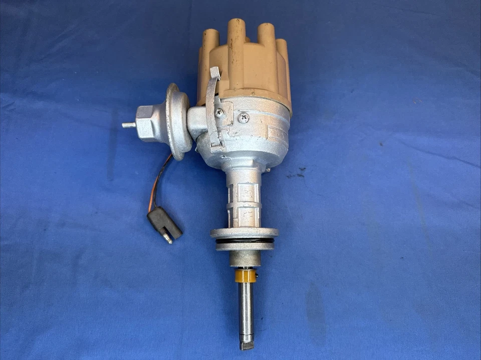 Used Mopar Original Electronic Ignition Distributor for B Big Block 383 and 400 - Image 2 of 4