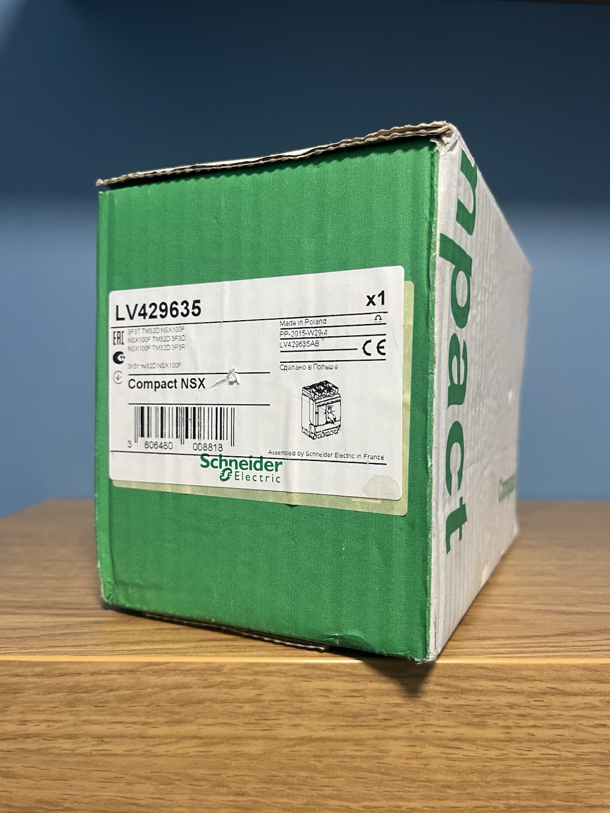 Schneider MCCB NSX100F LV429635 TM32D 3P3D Moulded Case Circuit Breaker BNIB!!