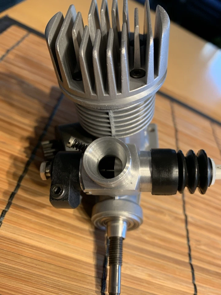 Enya 21 CXL Car Motor, Robbe, Buggy 1/8, Vintage - Bild 2 von 4