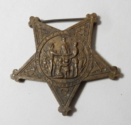 1866 GAR GRAND ARMY REPUBLIC VETERANS MEDAL BADGE FOB
