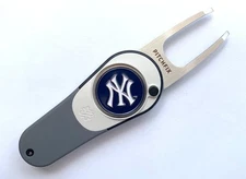 New York Yankees Pitchfix Icon Switchblade Golf Ball Marker Divot Tool New