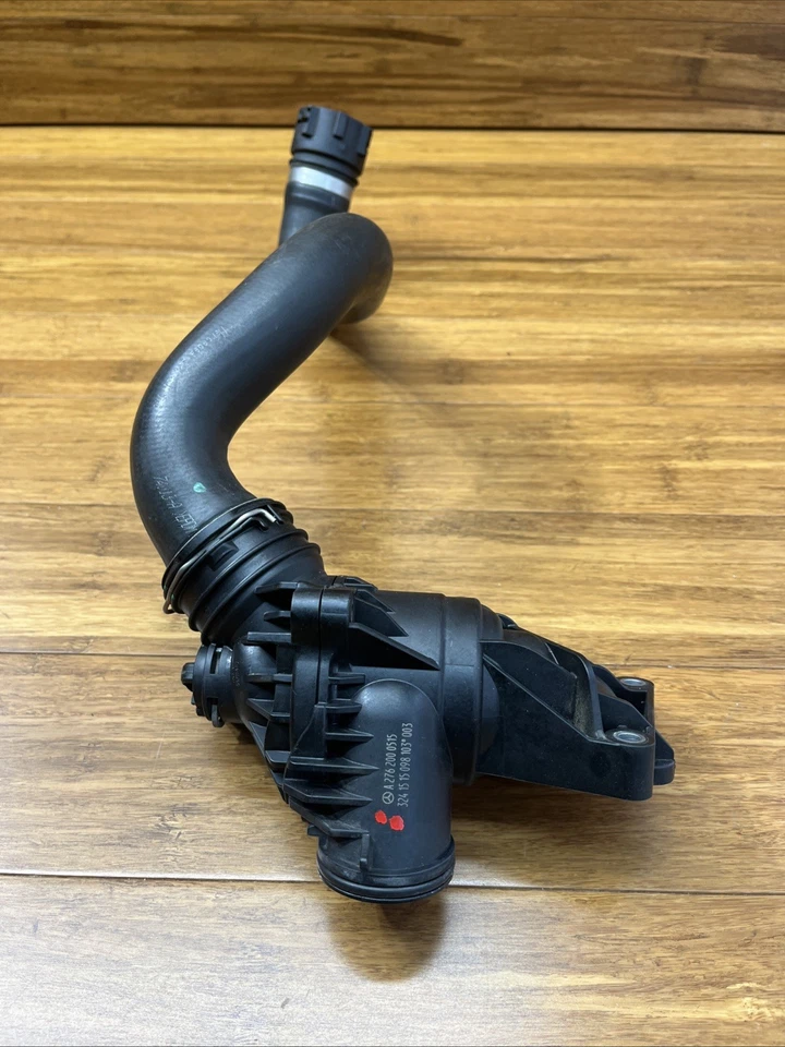 Mercedes-Benz GLE350 2008-2016 termostato carcasa tubo negro OEM nuevo Foto 3 de 4