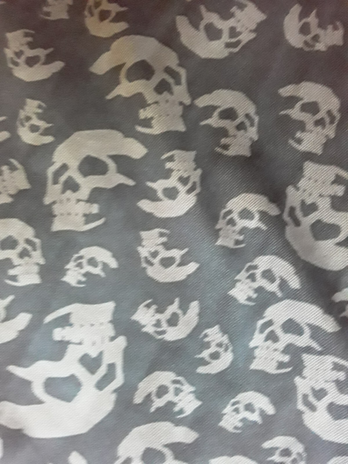 Skull pattern pull over  Running Shirt Small - image 2