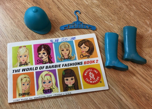 Vintage Mattel 1968 Barbie SKIPPER #1959 Warm N Wonderful Turquoise Boots Hut Aufhänger