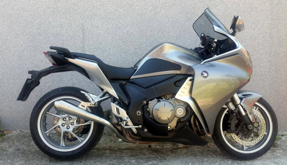 Honda vfr 2024 1200 2017