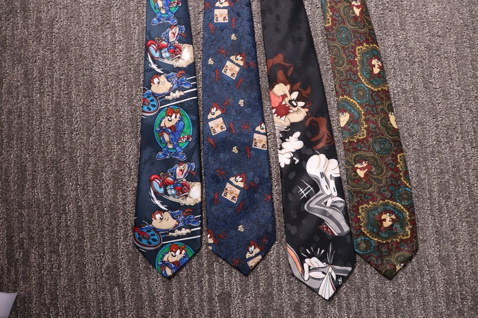 LOTE DE 4 lazos Tasmanian Devil Looney Tunes Warner Bros años 90’s Foto 2 de 4