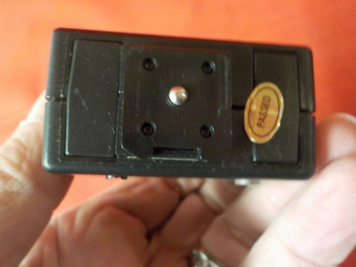 Vintage Focal Handipod Mini Tripod Black w Foldout Legs & Focal M-100 - Picture 5 of 5