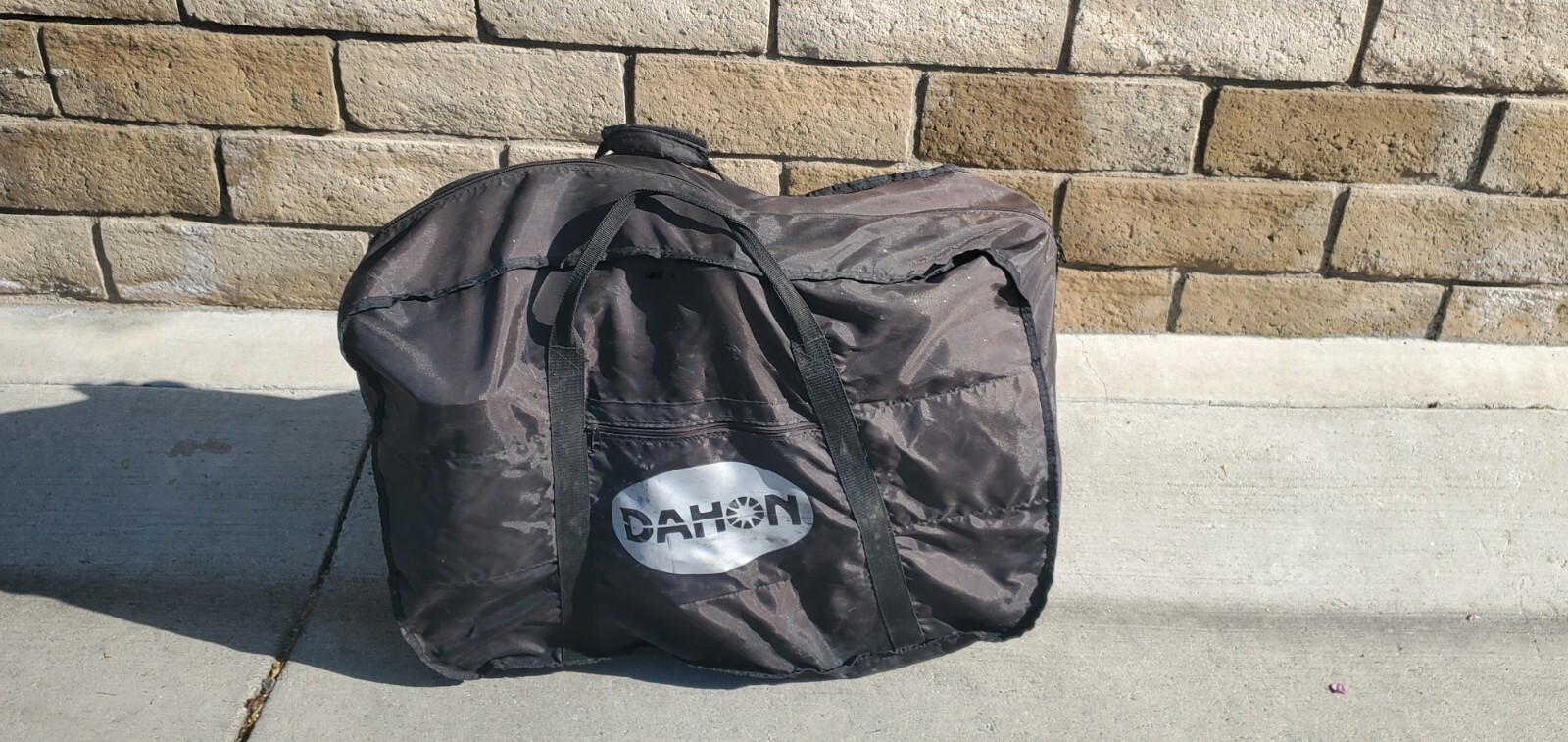 Dahon Folding Bike and Travel Bag, Torpedo 3 Speed Shifter