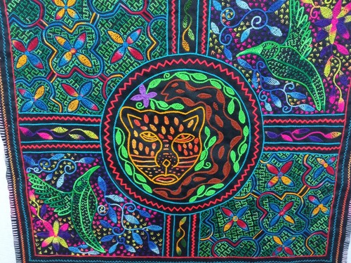 Shipibo aya visions  embroidery  cloth 399 - Picture 2 of 2