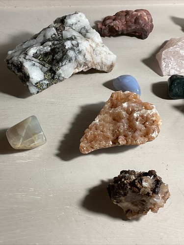 Job Lot Of 22 Mix Natural Crystals, Minerals, Precious Stones,polished Stones - Picture 2 of 24