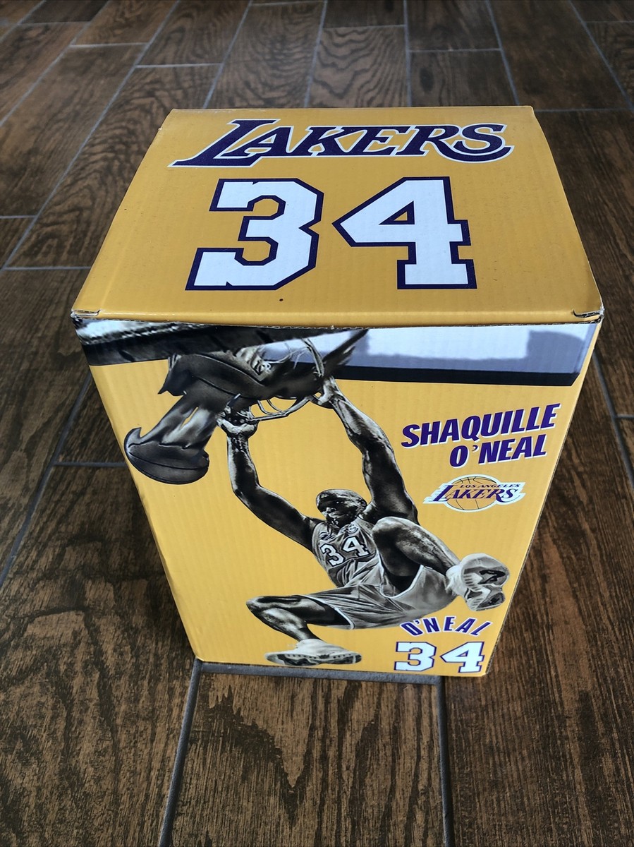 LA Lakers Shaquille O'Neal Limited GOLD Statue 9 Inch Stadium Give