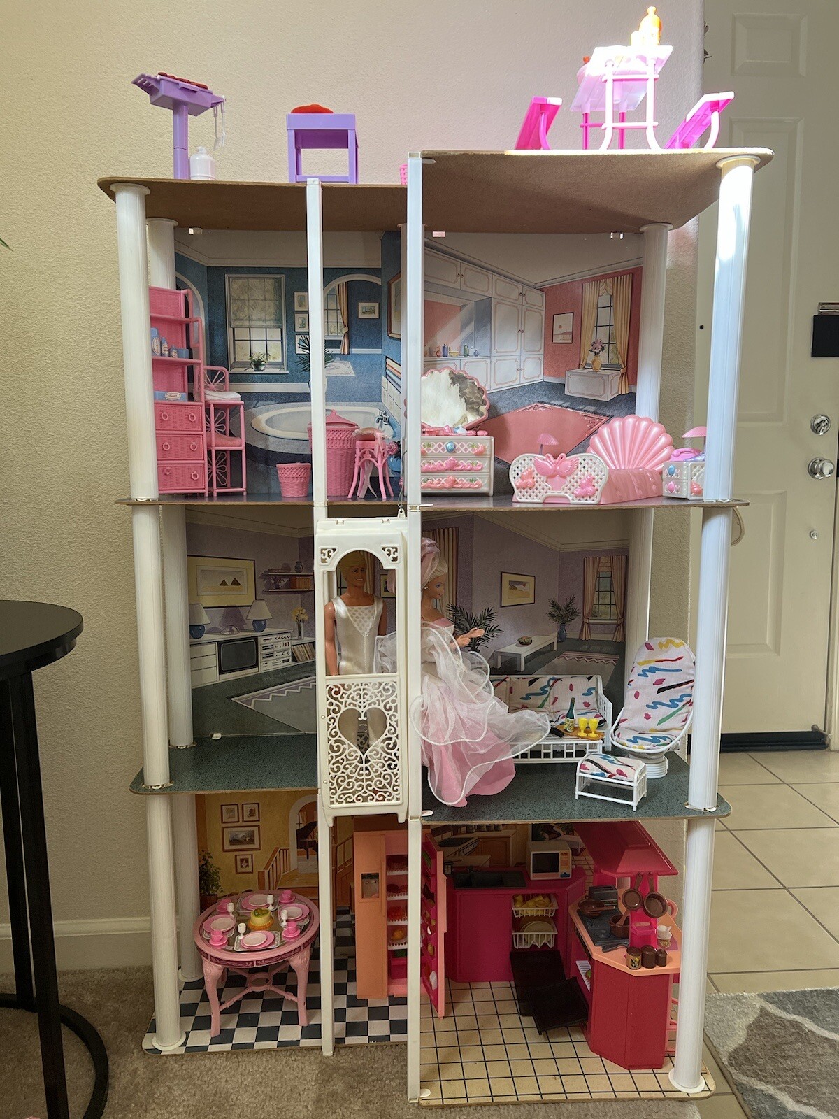 Barbie Townhouse With Elevatornull