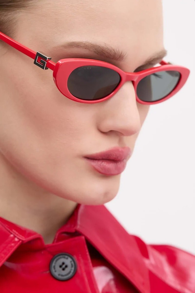 Gucci Women Sunglasses Red Grey Cat Eye GG1680S 005 BRAND NEW Gucci Women AUTHENTIC Sunglasses Shiny Red Grey Cat Eye  main image 4