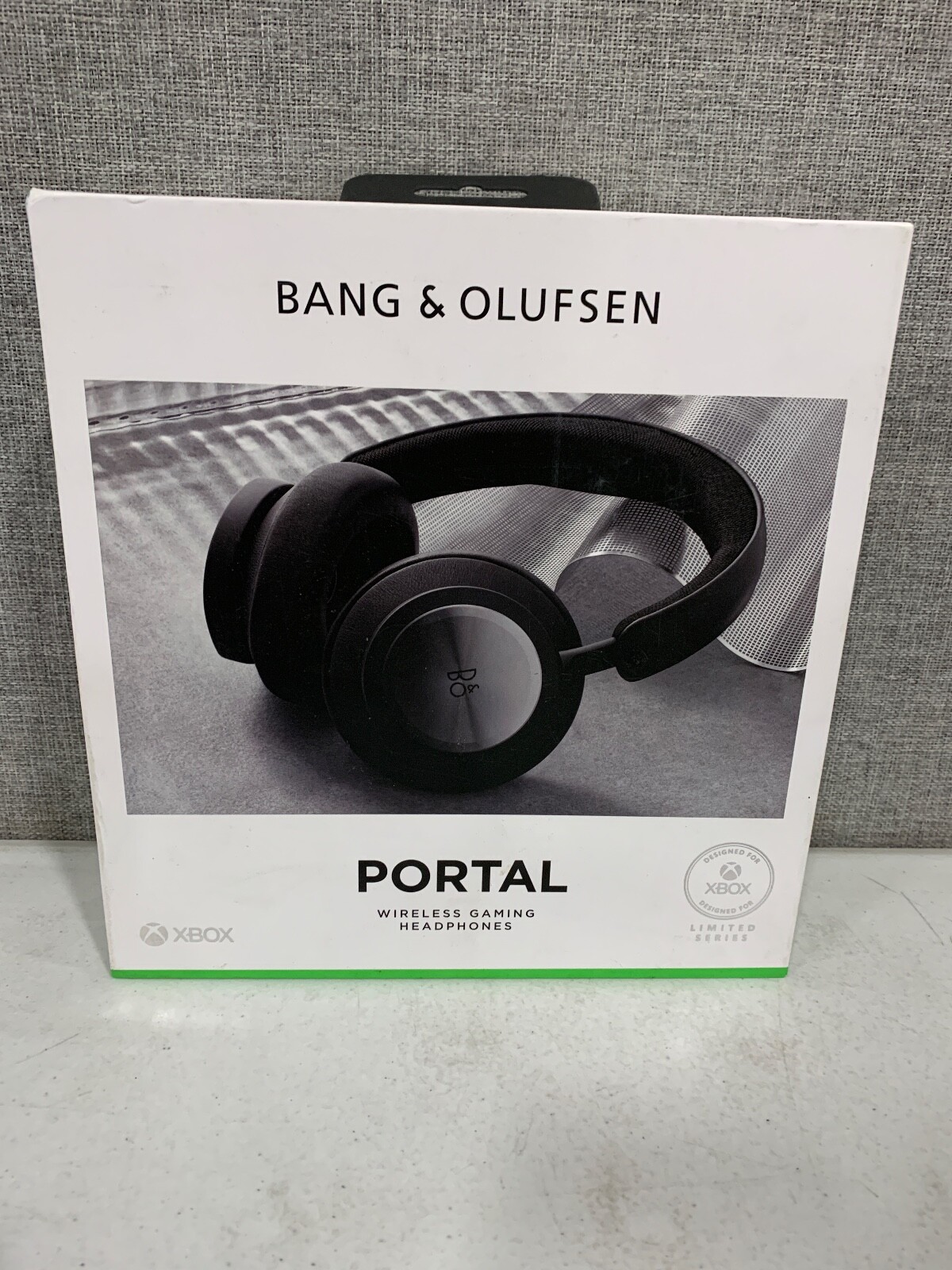 BANG&OLUFSEN バングアンドオルフセン PORTAL ヘッドホン 新年度予算案