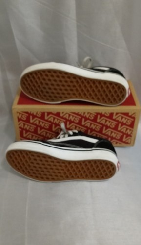 Vans Off The Wall Old Skool Black Suede Lace Up Sneaker Sz 2 - Picture 8 of 10