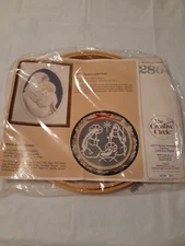 Vtg 1985 Holy Family Complete Needlecraft Kit The Creative Circle Christmas NOS