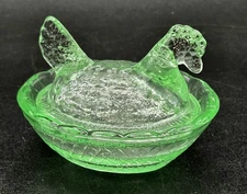 Collectible Mosser Green Glass 2" Hen on Nest Mini Salt Cellar
