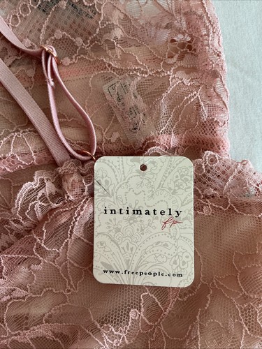 NWT Free People Intimately Lace Cami Small Lined Misty Rose - Picture 13 of 14
