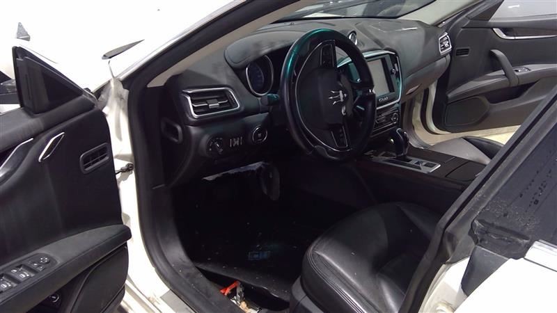 2014 Maserati Ghibli awd right PASSENGER FRONT STRUT 106025