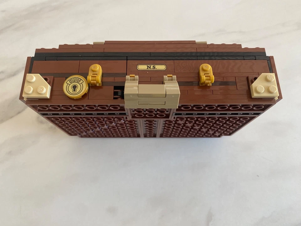 LEGO Harry Potter 75952 Newt's Case of Magical Creatures, photo 2 sur 5