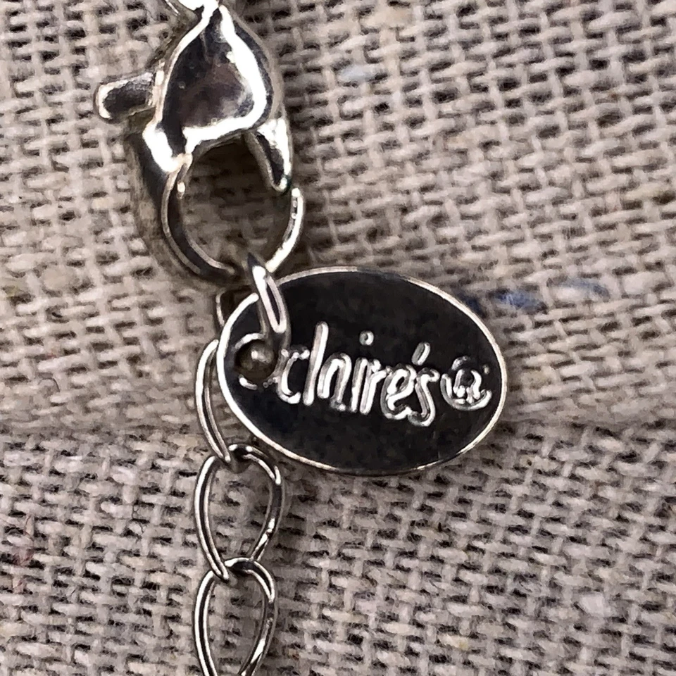 Collar colgante llave diamantes de imitación plata "F" de Claire Era Y2K logotipo 19" de longitud Foto 2 de 4