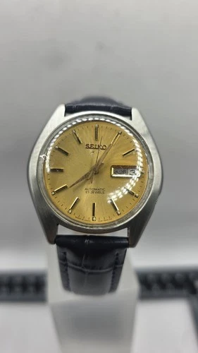 Vintage seiko 7009-8049 New Strap / New Crystal. Serviced