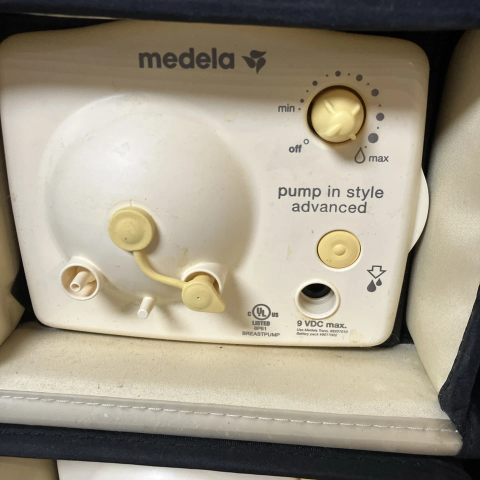 Lote de 5 extractores de leche avanzados con estilo Medela solamente motores Foto 3 de 4