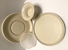 Tupperware Serve-All Cake Pie Holder Pedestal/Chip and Dip Tray - VINTAGE