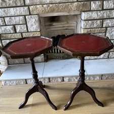 GOLD LEAF EMBOSSED OXBLOOD LOVELY LEATHER TRIPOD SIDE END LAMP WINE TABLES. 54cm