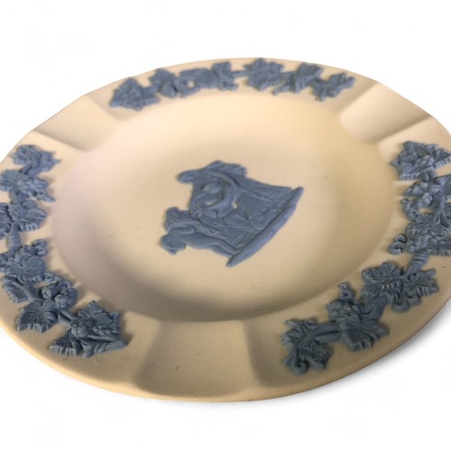(5) Vintage Wedgwood Jasperware Dishes Pale Blue Green Basalt - Picture 4 of 7