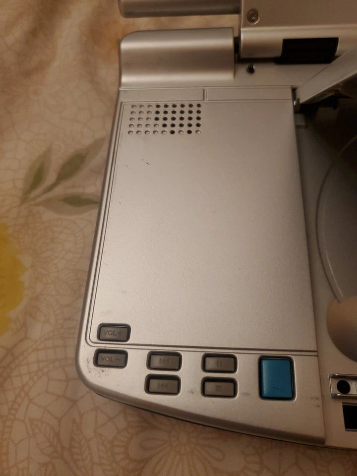 Combinación de CD DVD Reproductor de Video Trutech Pantalla Avanzada Batería y Enchufe Foto 4 de 4