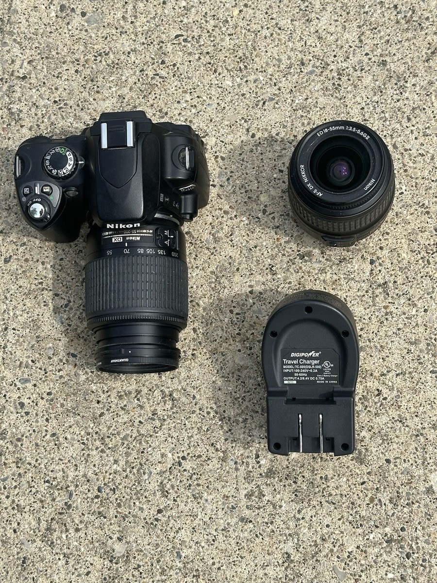 Nikon D40 Digital SLR Camera w/DX 18-55 & 55-200mm lens