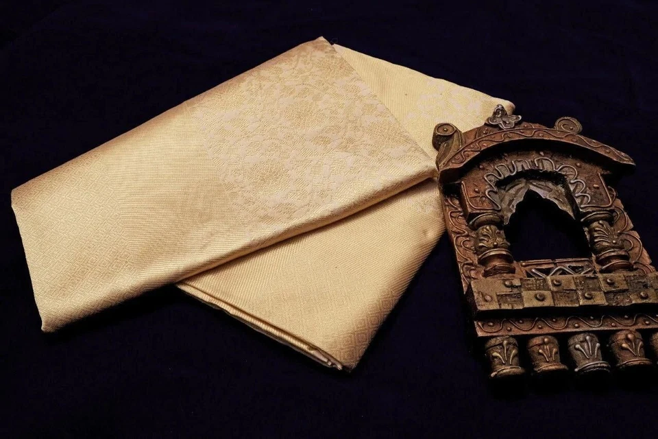 Blusa sari de seda nupcial de diseñador Sari Bollywood ropa de fiesta del sur de la India sari Foto 2 de 4