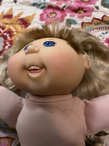 Lindo Parche de Col Niños Muñeca Niña Jakks Recto Miel Rubio Cabello Ojos Azules - Imagen 14 de 17