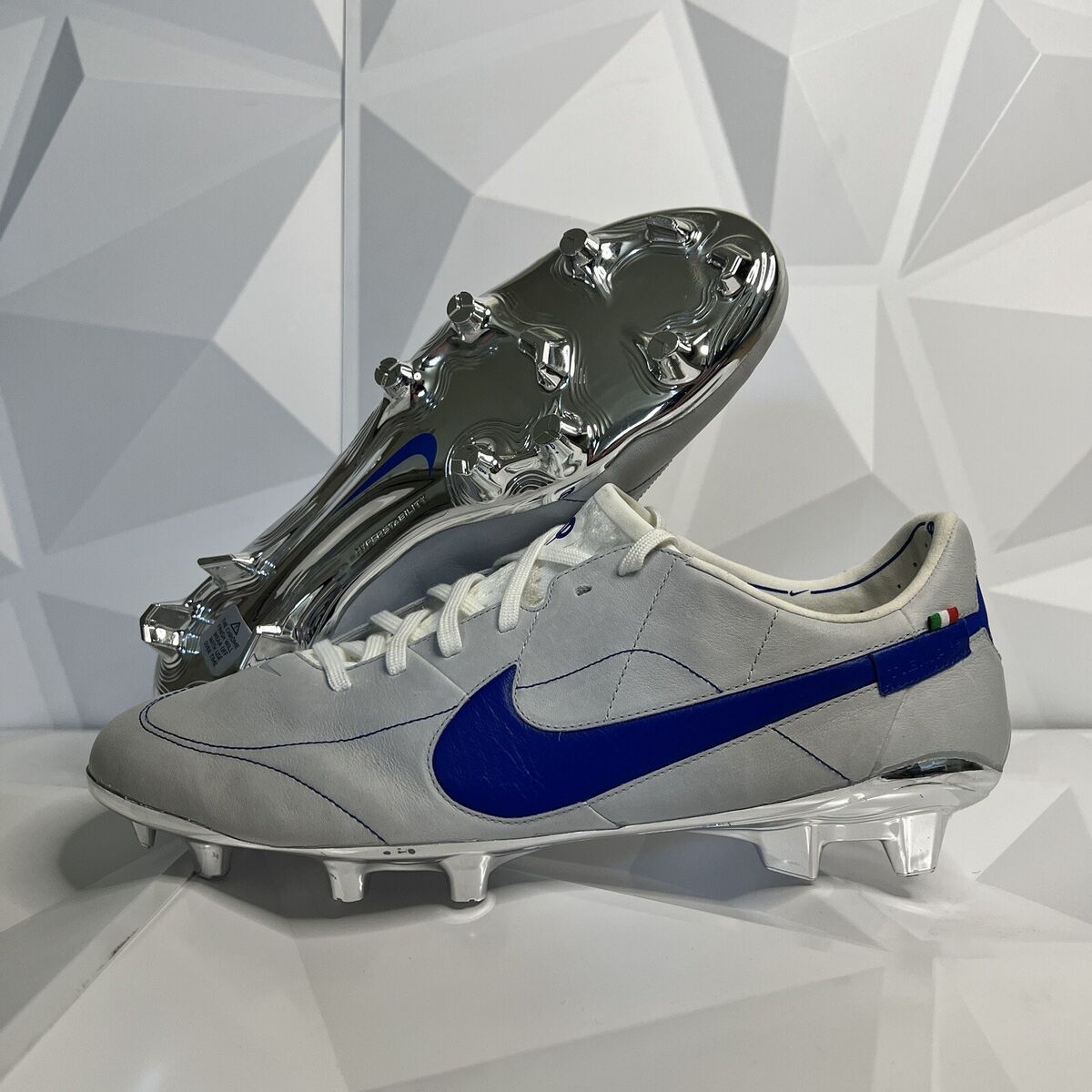 Nike Tiempo Legend 9 Elite MI Italy FG Cleats Limited Nike Tiempo Legend 9 Elite MI Italy FG Cleats Limited