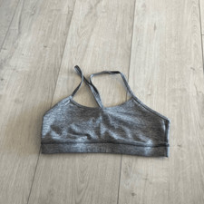 Lululemon women  s sports bra size 8