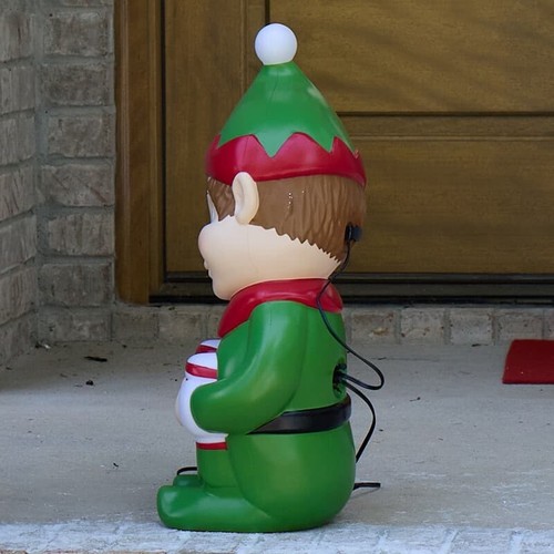 SALE! Cracker Barrel Sitting ELF LIGHTED BLOW MOLD 10.88" X 9" X 23.5" NEW - Picture 3 of 4