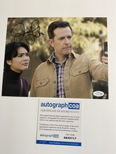Jesse Leigh Rutherford Falls signed autographed 8x10 photo ‘Bobbie Yang’ ACOA