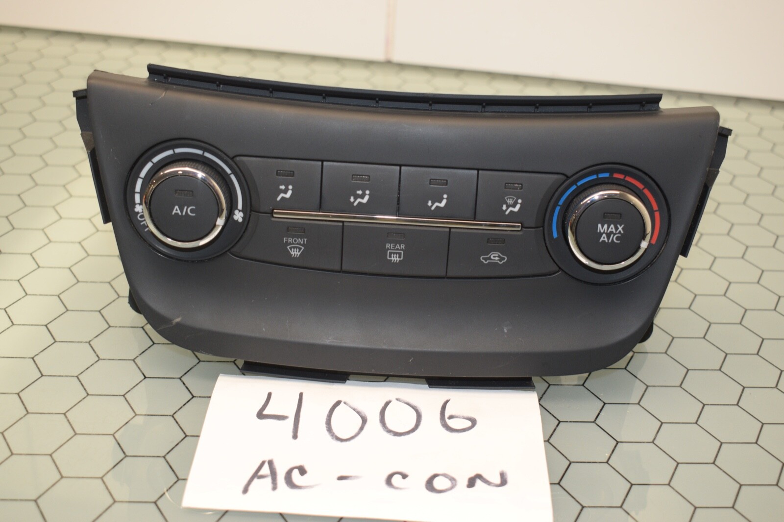 17 18 19 Nissan Sentra AC and Heater Control Used Stock #4006-AC