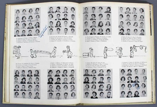 POUGHKEEPSIE HIGH SCHOOL Yearbook - THE PHOIS 1952 - Poughkeepsie, New York - Picture 4 of 6