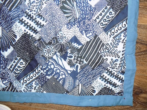 Homemade Quilt 47" x 60" Yarn Tied Colorful Block Style Navy Blue Abstract Back - Picture 5 of 11
