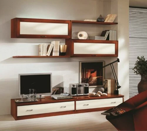 Mobili e pensili bianchi in ciliegio per la casa