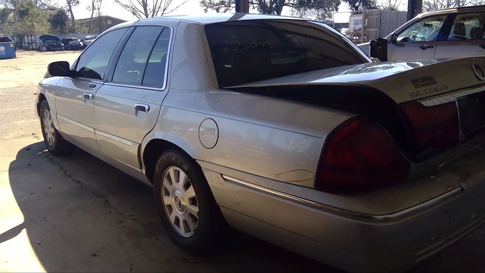 Fuse Box Engine VIN W 8th Digit Romeo Fits 03-05 CROWN VICTORIA 1234616 Foto 4 de 4