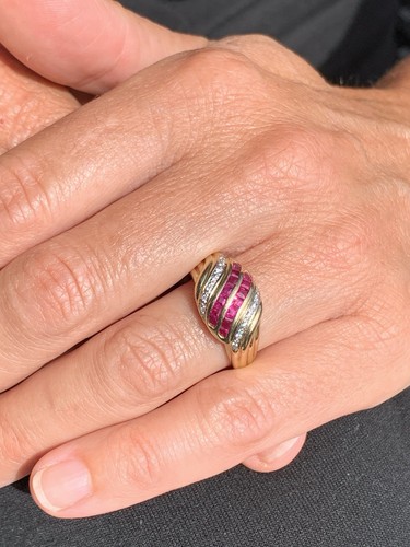 14 Carat Gold Diamond & Ruby Princess Cut Large Heavy Cluster Ring 4.8 Grams  - Picture 5 of 6