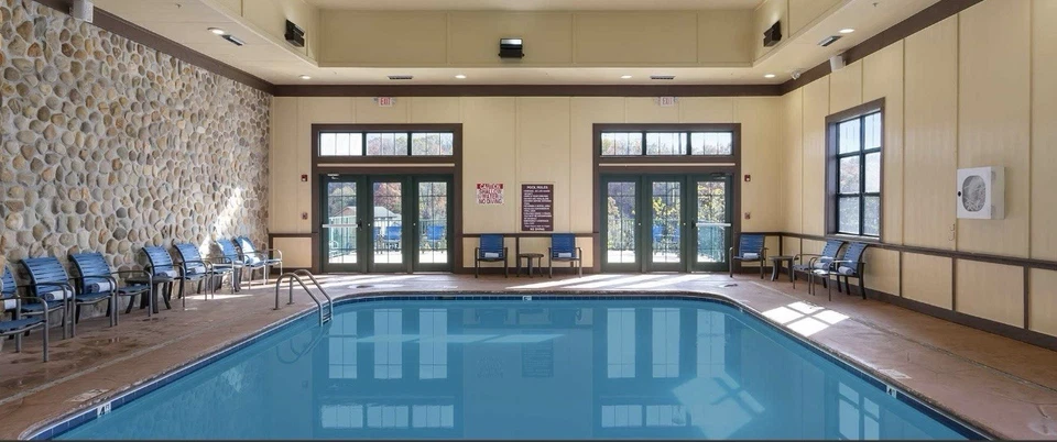 Sevierville, TN, Wyndham Smoky Mountains, 2 dormitorios de lujo, 26-12-28-12 Foto 4 de 4